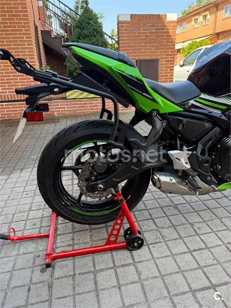 Kawasaki Ninja 650 – Vista 2