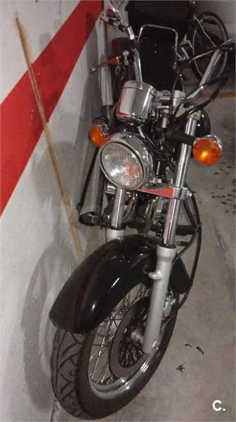 Suzuki Marauder 250 – Vista 3