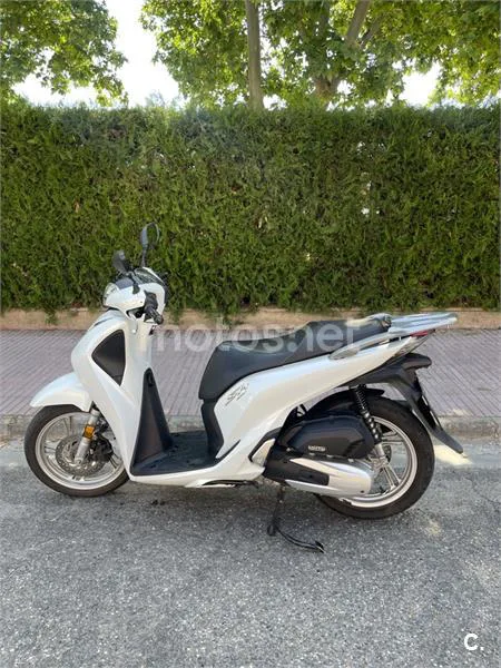 Honda SH 125i – Vista 2