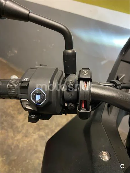 Honda NX 500 – Vista 2