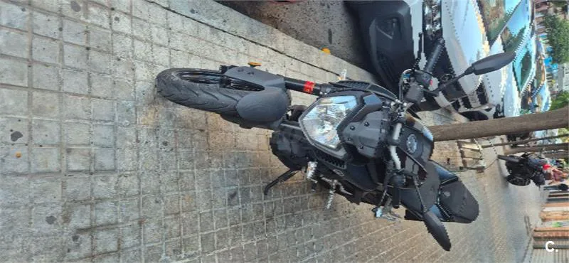 Yamaha MT-125 – Vista 3