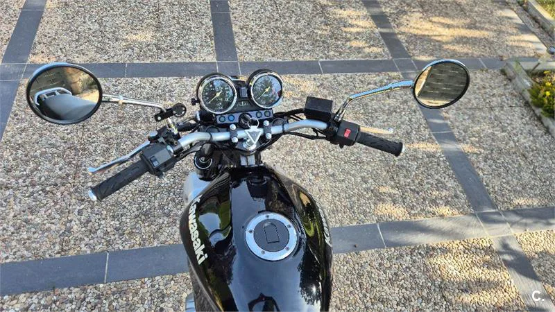 Kawasaki ER 5 – Vista 5