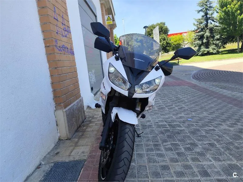 Kawasaki ER-6F – Vista 3