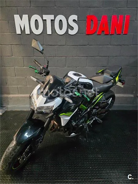 Kawasaki Z900 – Vista 6
