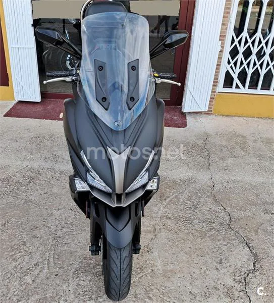 Kymco Xciting S 400 – Vista 4