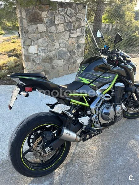 Kawasaki Z900 – Vista 6