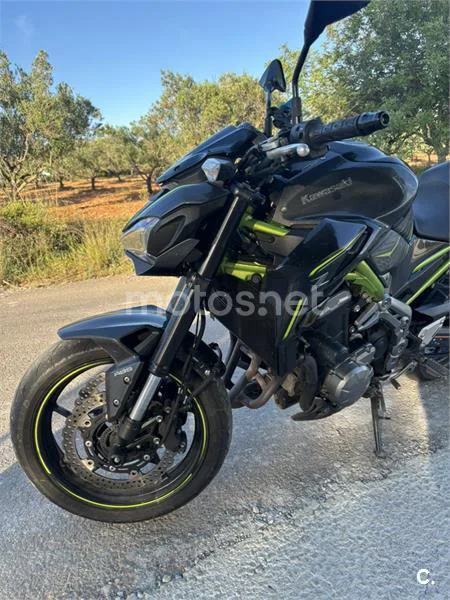 Kawasaki Z900 – Vista 9