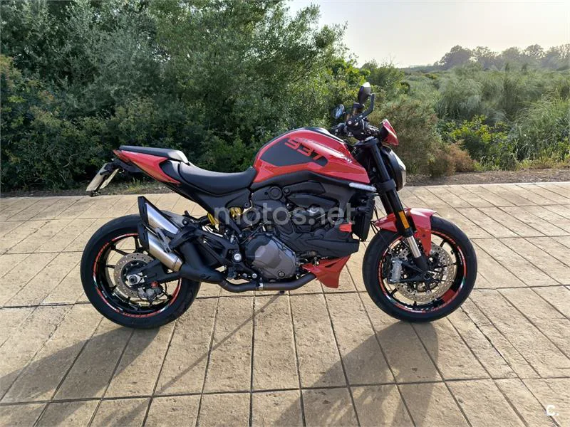 Ducati Monster – Vista 3