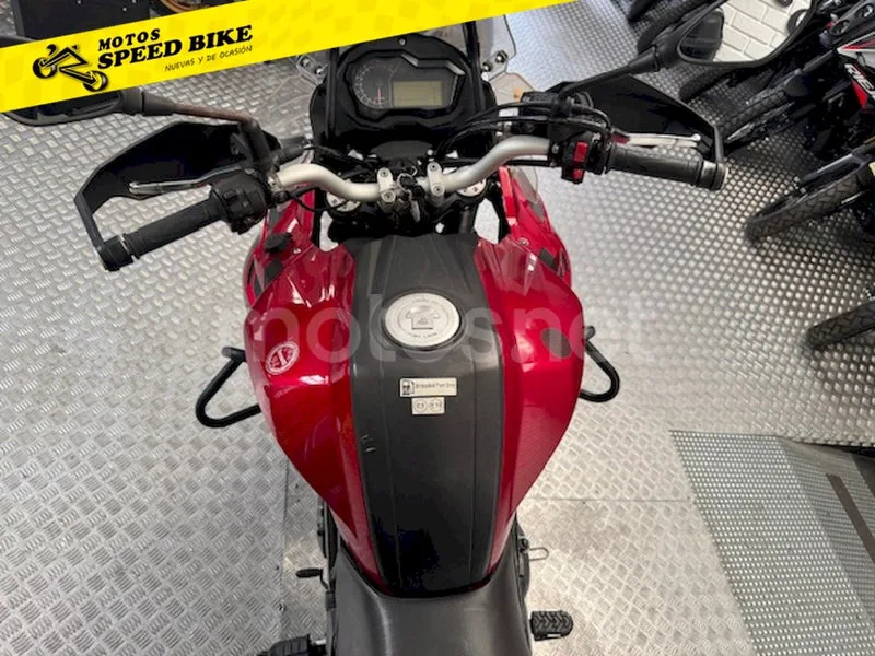 Benelli TRK 502 – Vista 11
