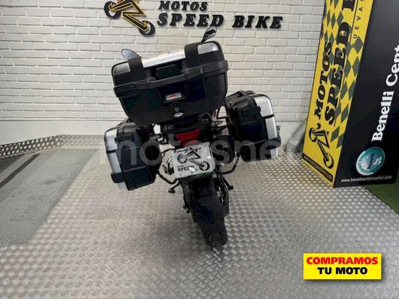 Benelli TRK 502 – Vista 18