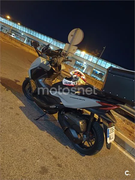 Honda Forza 125 – Vista 3