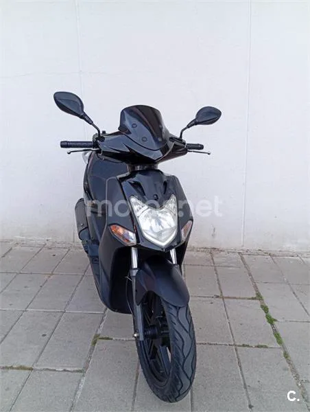 Kymco Agility City 125 – Vista 5