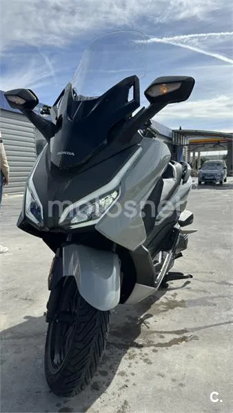 Honda Forza 350 – Vista 7