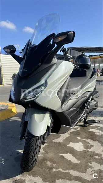 Honda Forza 350 – Vista 9