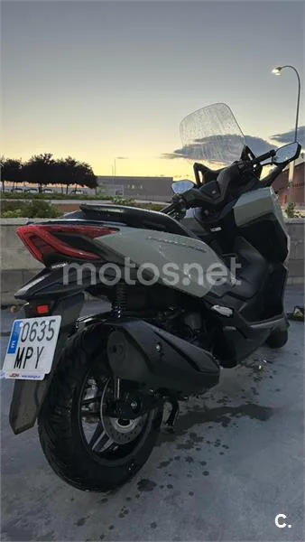 Honda Forza 350 – Vista 10