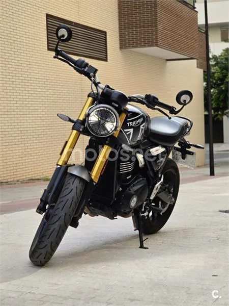 Triumph Speed 400 4200 € 2024 Madrid - 1