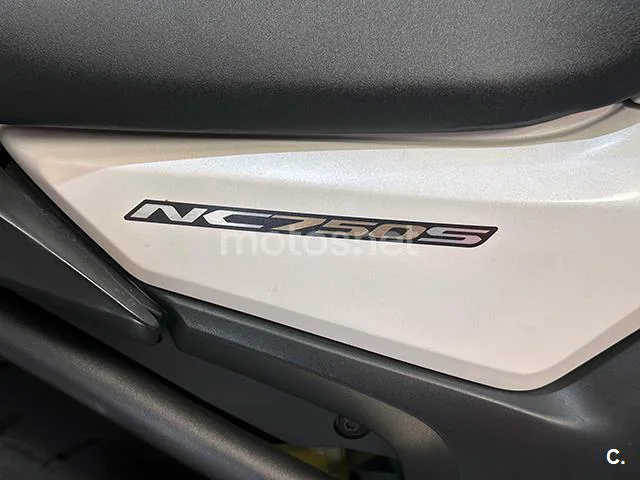 Honda NC 750 – Vista 15