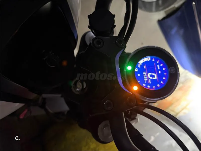 Yamaha XSR 125 – Vista 6