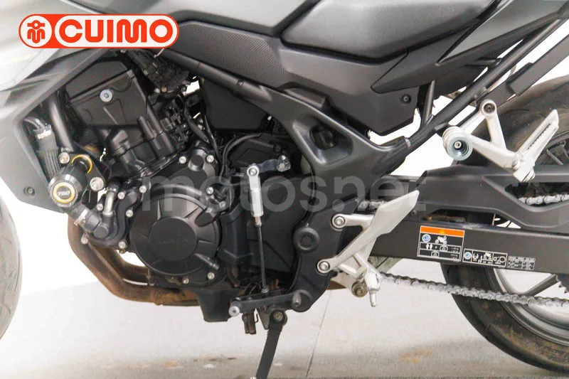Honda CB 750 Hornet – Vista 19