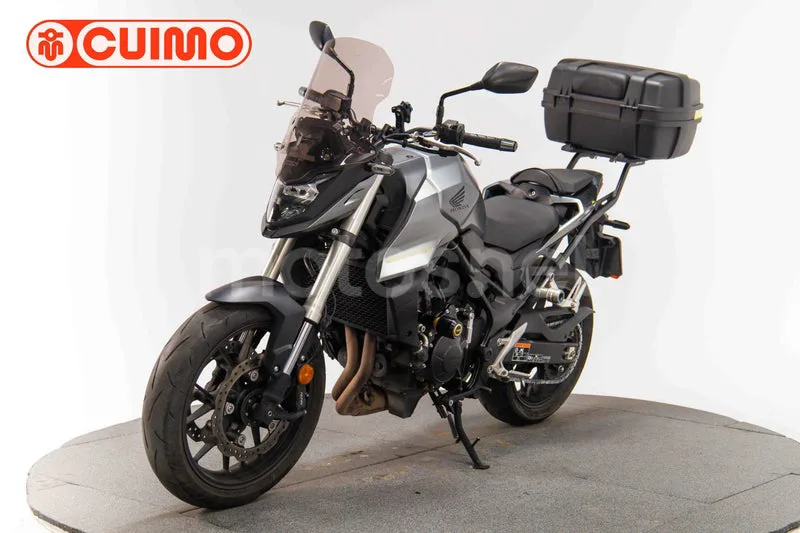 Honda CB 750 Hornet – Vista 9