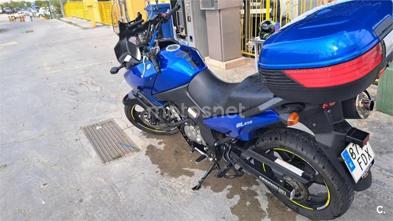 Suzuki V-Strom 650 - Vista 8