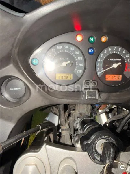 Honda CBF 600 S – Vista 5