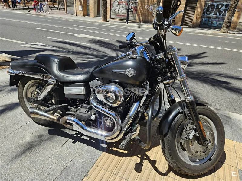 Harley-Davidson Dyna Fat Bob – Vista 9