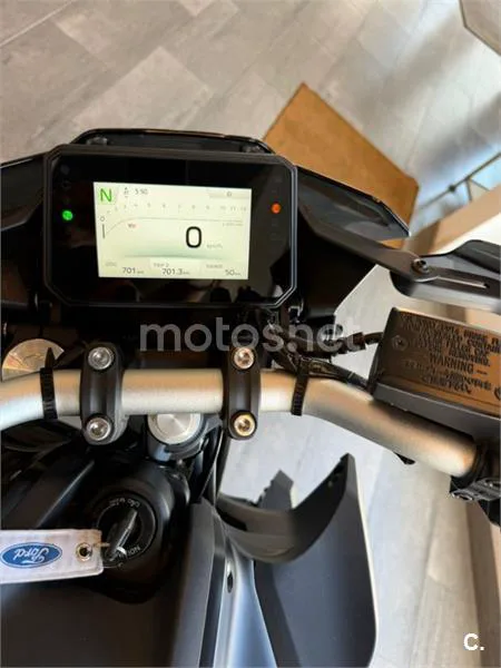 Yamaha MT-07 – Vista 11