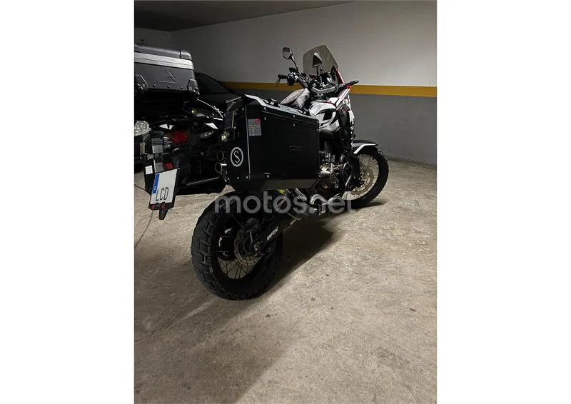 Honda CRF 1000L Africa Twin – Vista 4