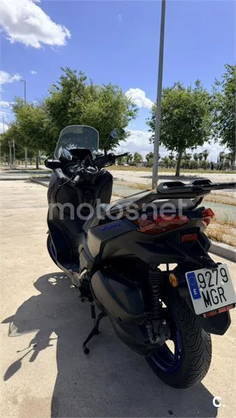 Yamaha XMAX 300 – Vista 11