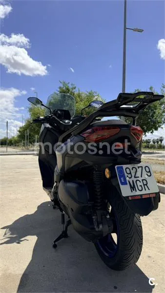 Yamaha XMAX 300 – Vista 4