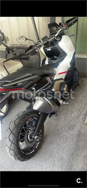 Honda X-ADV – Vista 2
