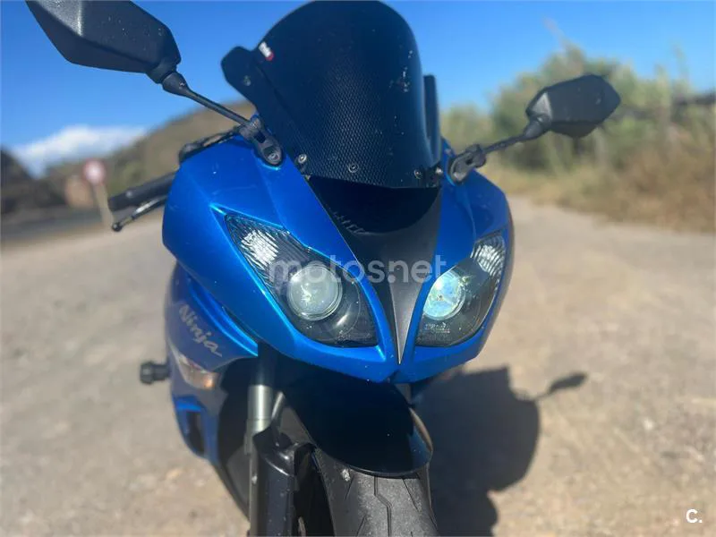 Kawasaki Ninja ZX-6R – Vista 13