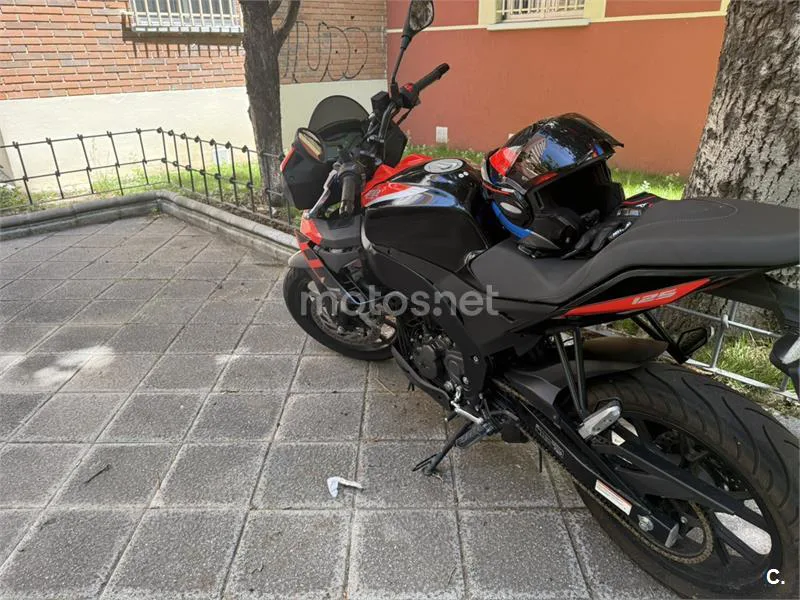 Aprilia Tuono 125 – Vista 2