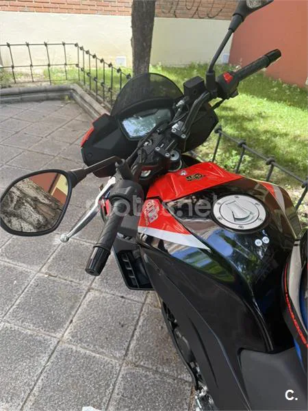 Aprilia Tuono 125 – Vista 5