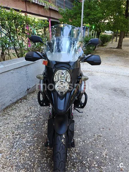 Suzuki V-Strom 1000 – Vista 5