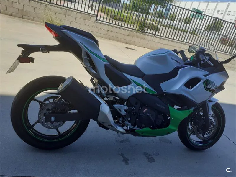 Kawasaki Ninja 7 Hybrid – Vista 7