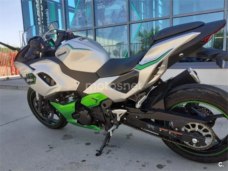 Kawasaki Ninja 7 Hybrid – Vista 9