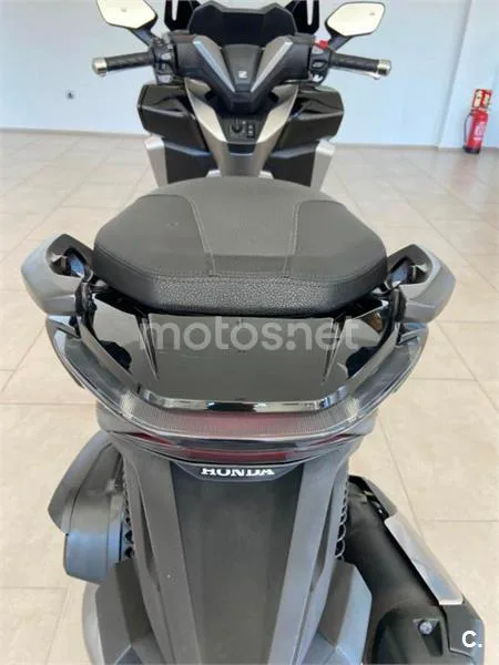 Honda Forza – Vista 4