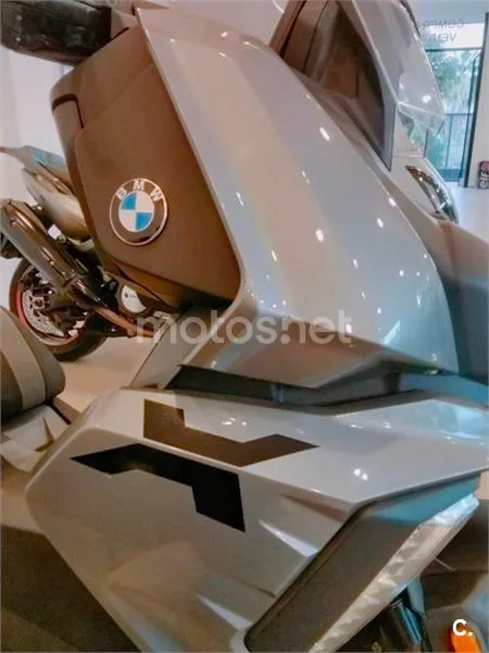 BMW C 400 X – Vista 8