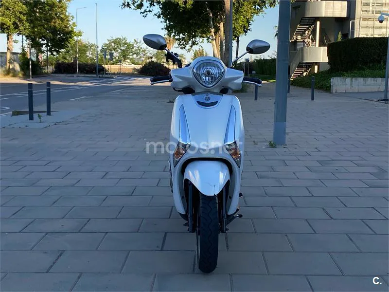 Yamaha D'elight 125 – Vista 3
