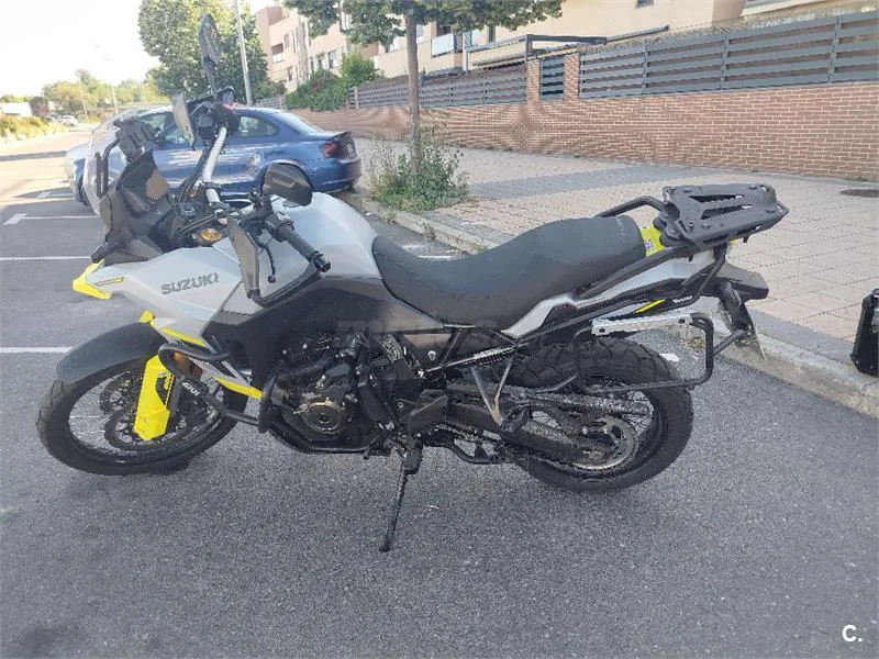 Suzuki V-Strom 800 – Vista 3