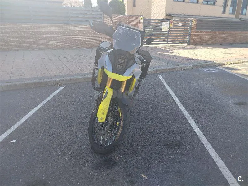 Suzuki V-Strom 800 – Vista 5