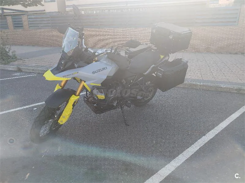 Suzuki V-Strom 800 – Vista 6