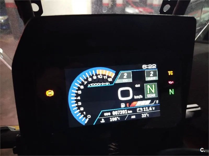 Suzuki V-Strom 800 – Vista 7