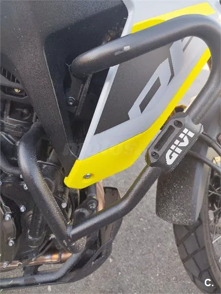 Suzuki V-Strom 800 – Vista 9
