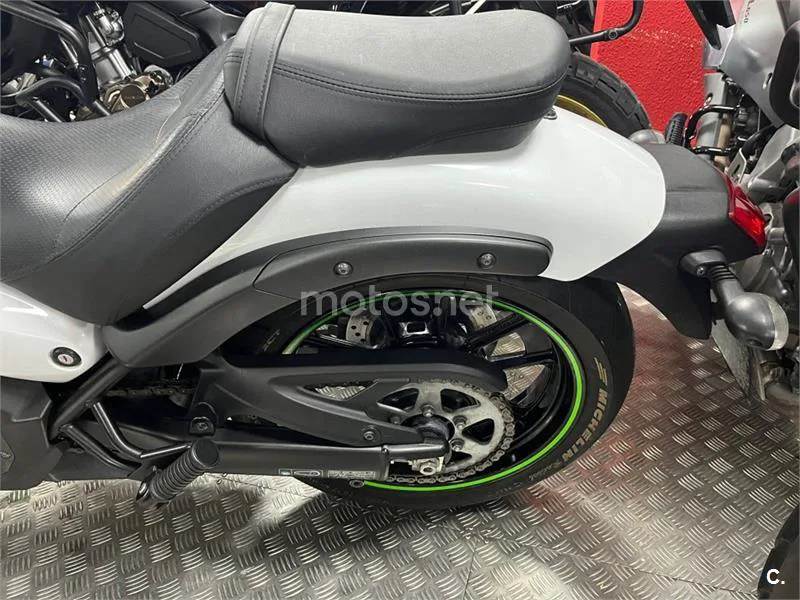 Kawasaki Vulcan S – Vista 4