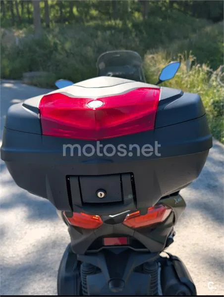 Yamaha XMAX 300 – Vista 3