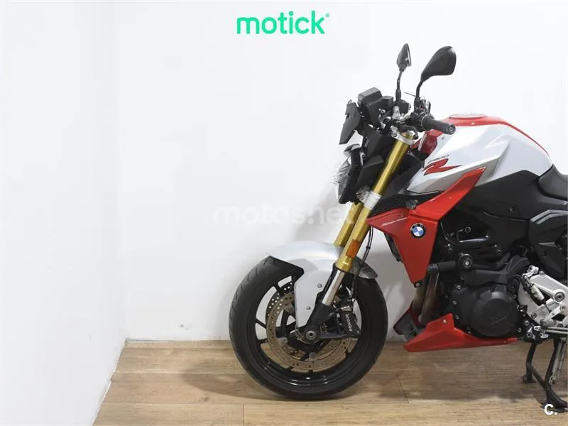 BMW F 900 R – Vista 8