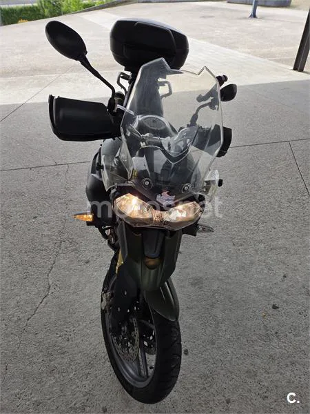 Triumph Tiger 800 – Vista 2